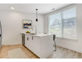 Photo #4: 7426927 Listing 