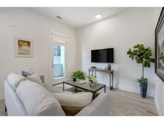 Photo #6: 7426927 Listing 