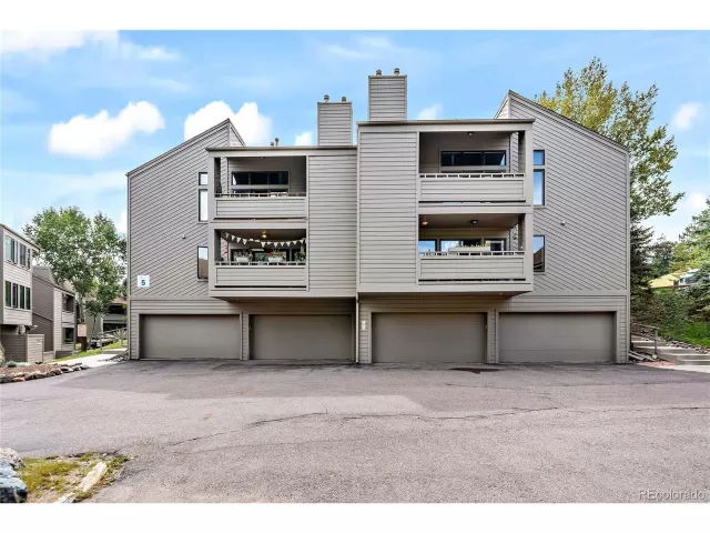 MLS: 7429548 Condo For Sale