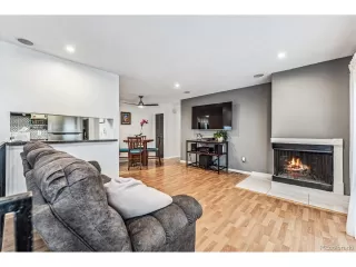 Photo #5: 7430239 Listing 