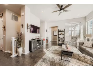 Photo #5: 7432462 Listing 