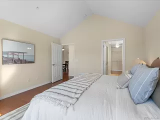 Photo #6: 7433409 Listing