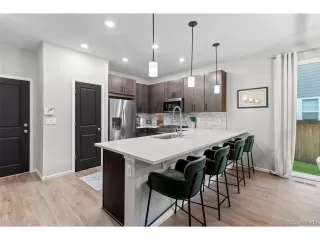 Photo #3: 7434365 Listing