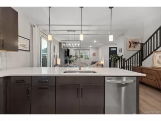 Photo #5: 7434365 Listing