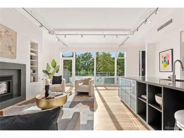 MLS: 7435692 Condo For Sale