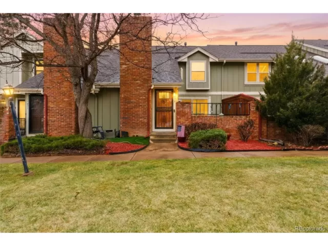 MLS: 7436676 Condo For Sale