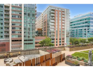 Photo #2: 7437121 Listing