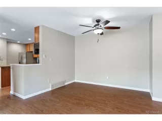 Photo #6: 7438698 Listing