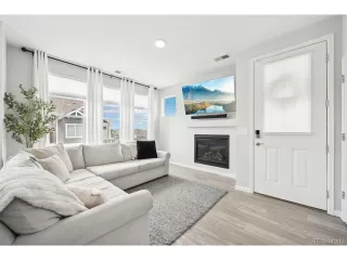 Photo #4: 7439001 Listing 