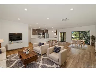 Browse active condo listings in EASTMOOR PARK
