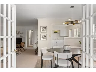 Photo #4: 7442718 Listing