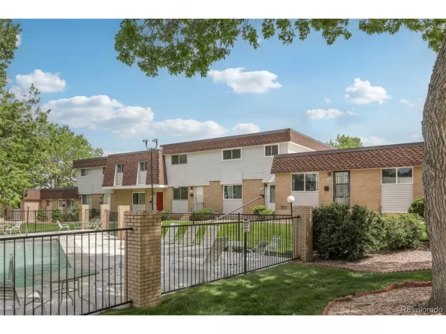 MLS: 7442963 Condo For Sale