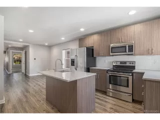 Photo #2: 7445144 Listing