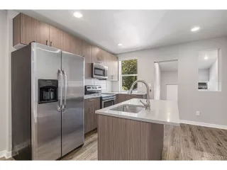 Photo #3: 7445144 Listing