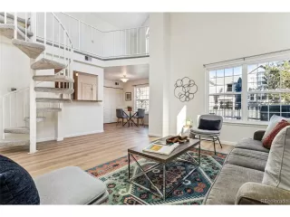 Photo #5: 7445830 Listing