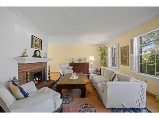 Photo #5: 7446560 Listing