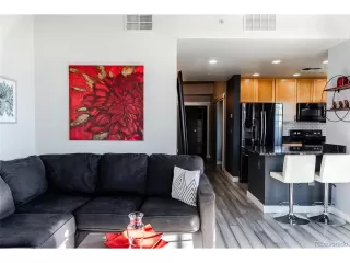 Photo #6: 7447061 Listing