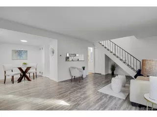 Photo #3: 7449588 Listing