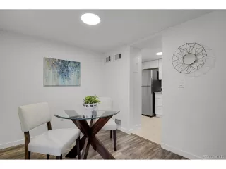 Photo #5: 7449588 Listing