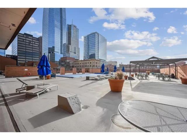 MLS: 7450527 Condo For Sale