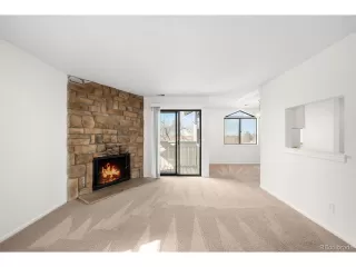 Photo #4: 7450666 Listing