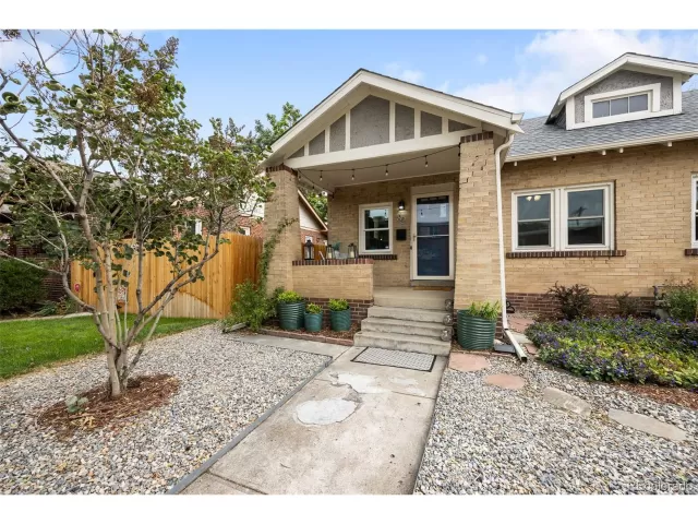 MLS: 7451001 Condo For Sale