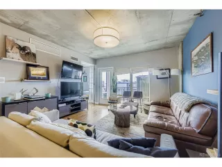 Photo #4: 7451257 Listing