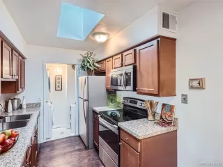 Photo #2: 7452983 Listing