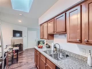 Photo #4: 7452983 Listing