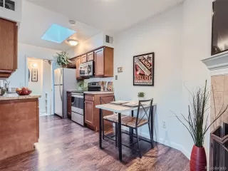 Photo #5: 7452983 Listing