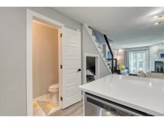 Photo #6: 7455138 Listing