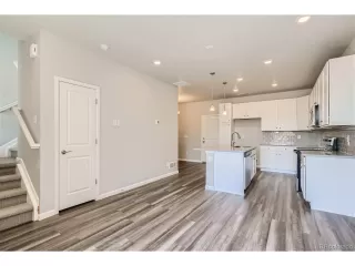 Photo #5: 7456138 Listing