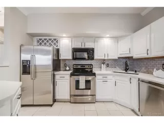 Photo #6: 7457579 Listing