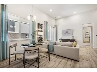 Photo #3: 7457614 Listing