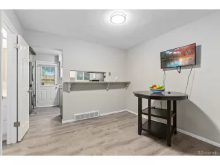 Photo #3: 7460457 Listing 