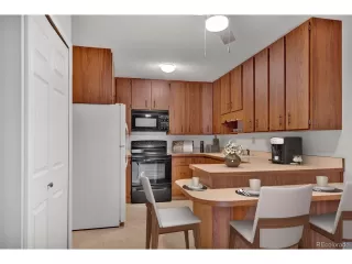 Photo #4: 7461169 Listing