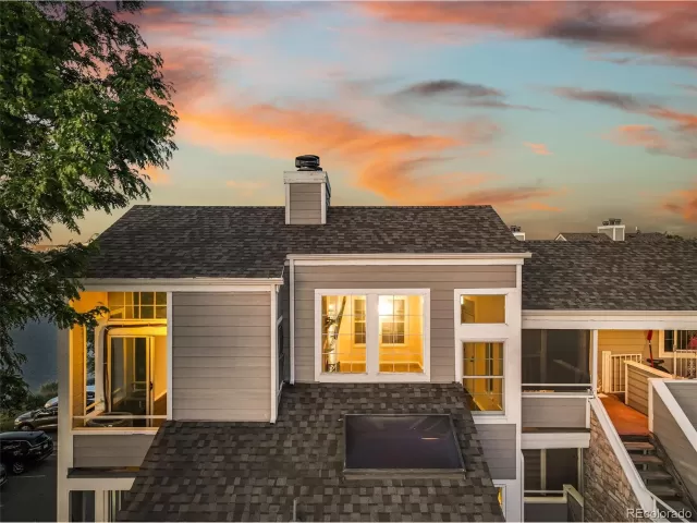 MLS: 7462929 Condo For Sale