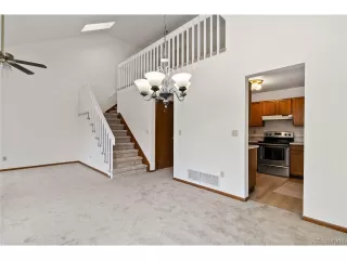 Photo #5: 7468145 Listing