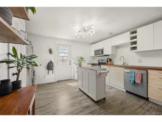 Photo #4: 7470507 Listing 