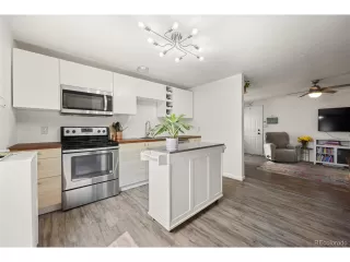 Photo #5: 7470507 Listing 