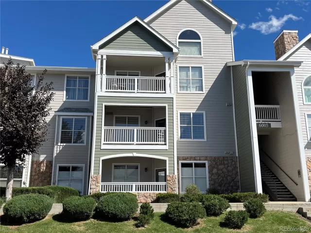 MLS: 7473309 Condo For Sale