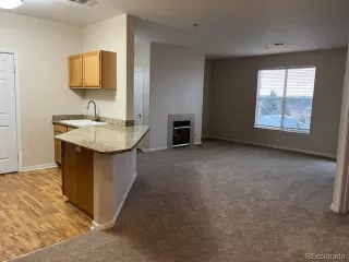 Photo #5: 7473309 Listing 