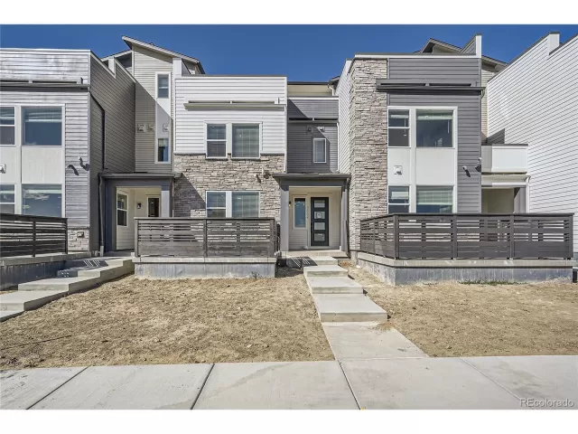 MLS: 7476639 Condo For Sale