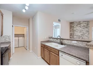 Photo #4: 7478146 Listing