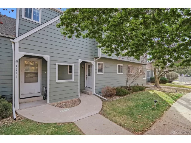 MLS: 7478549 Condo For Sale