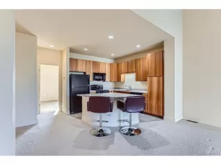 Photo #5: 7481808 Listing 