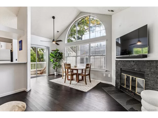 MLS: 7483766 Condo For Sale