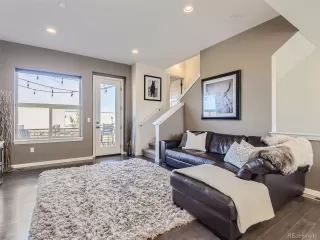 Photo #5: 7488556 Listing
