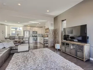 Photo #6: 7488556 Listing