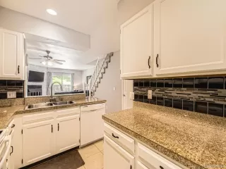 Photo #6: 7488628 Listing